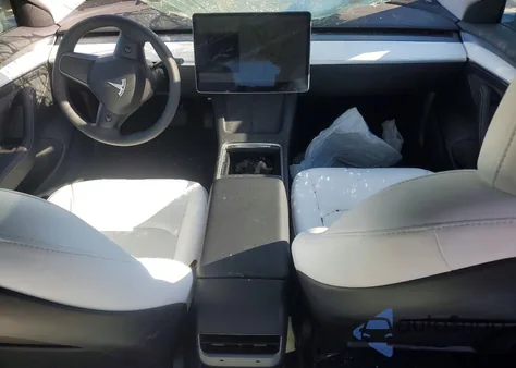 2023 Tesla Model 3 z USA, uszkodzony, nr VIN 5YJ3E1EA5PF628668